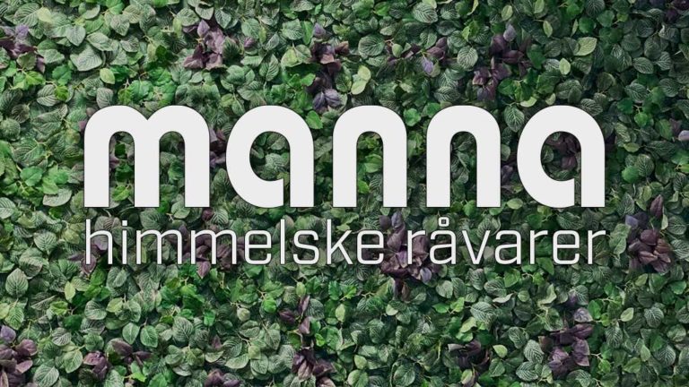 Manna logo på grønn vegg - Manna.no
